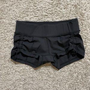 LULU LEMON MINI SHORTS SIZE 2